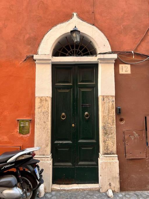 רומא Campo De' Fiori Rooftop Apartment מראה חיצוני תמונה