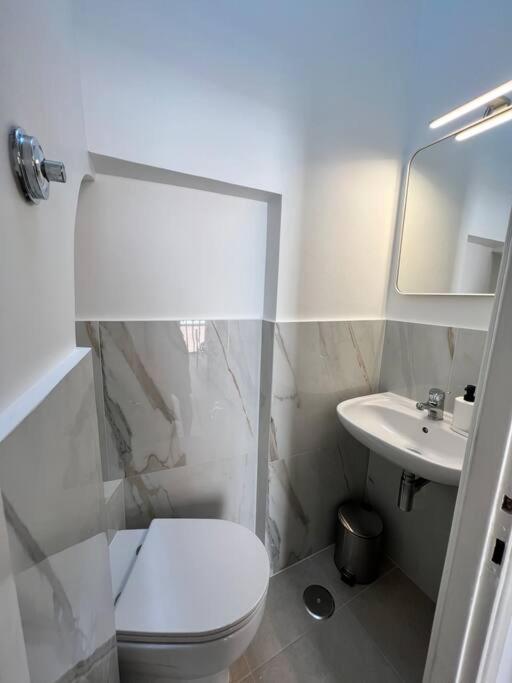 רומא Campo De' Fiori Rooftop Apartment מראה חיצוני תמונה